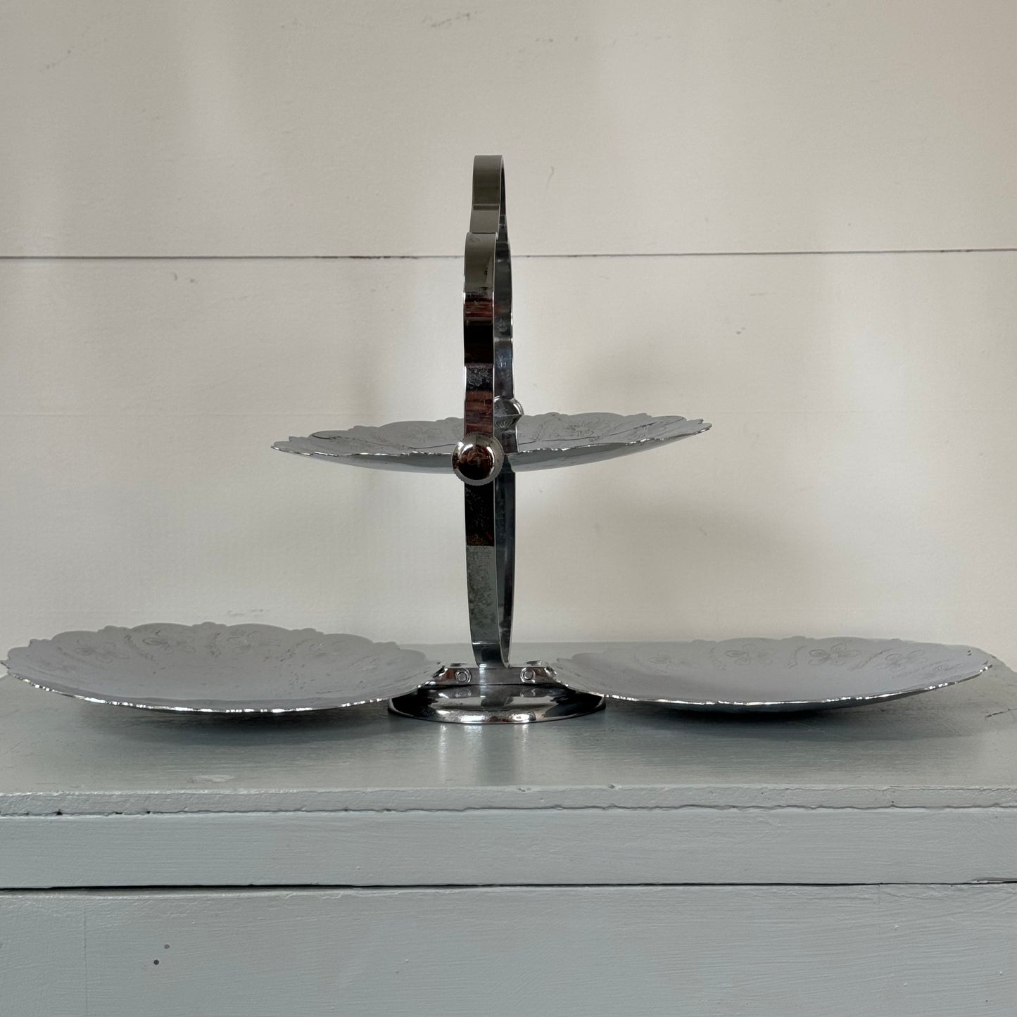 Mid Century Foldable Treat Stand - Floral