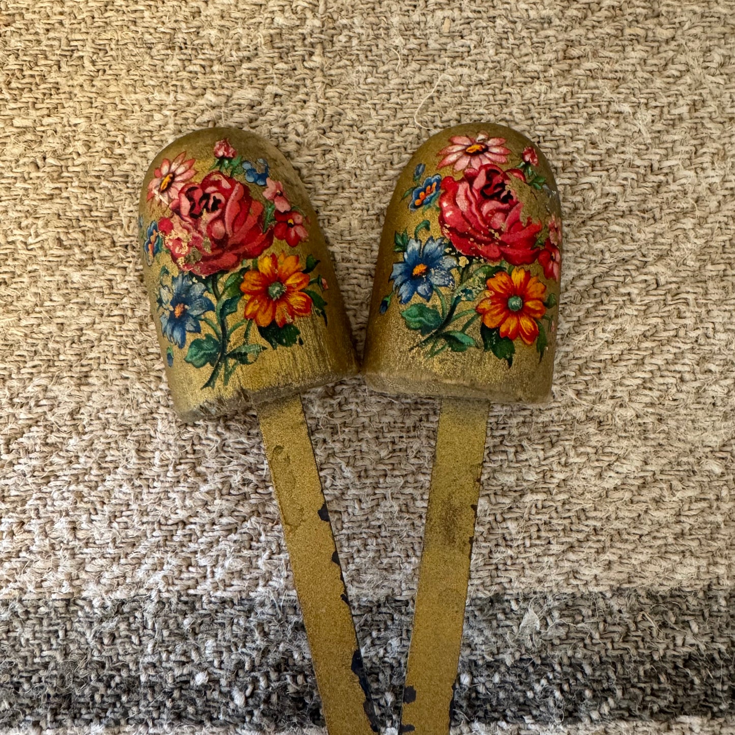 Vintage floral shoe tree and vintage box