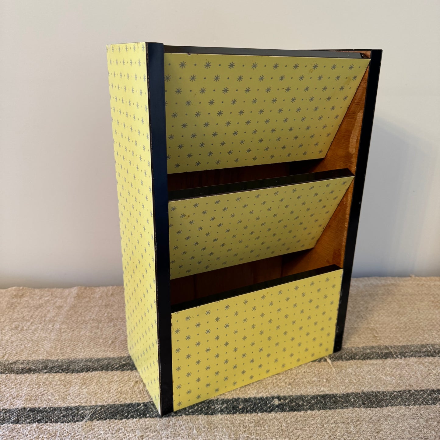 Starburst Mail Organiser