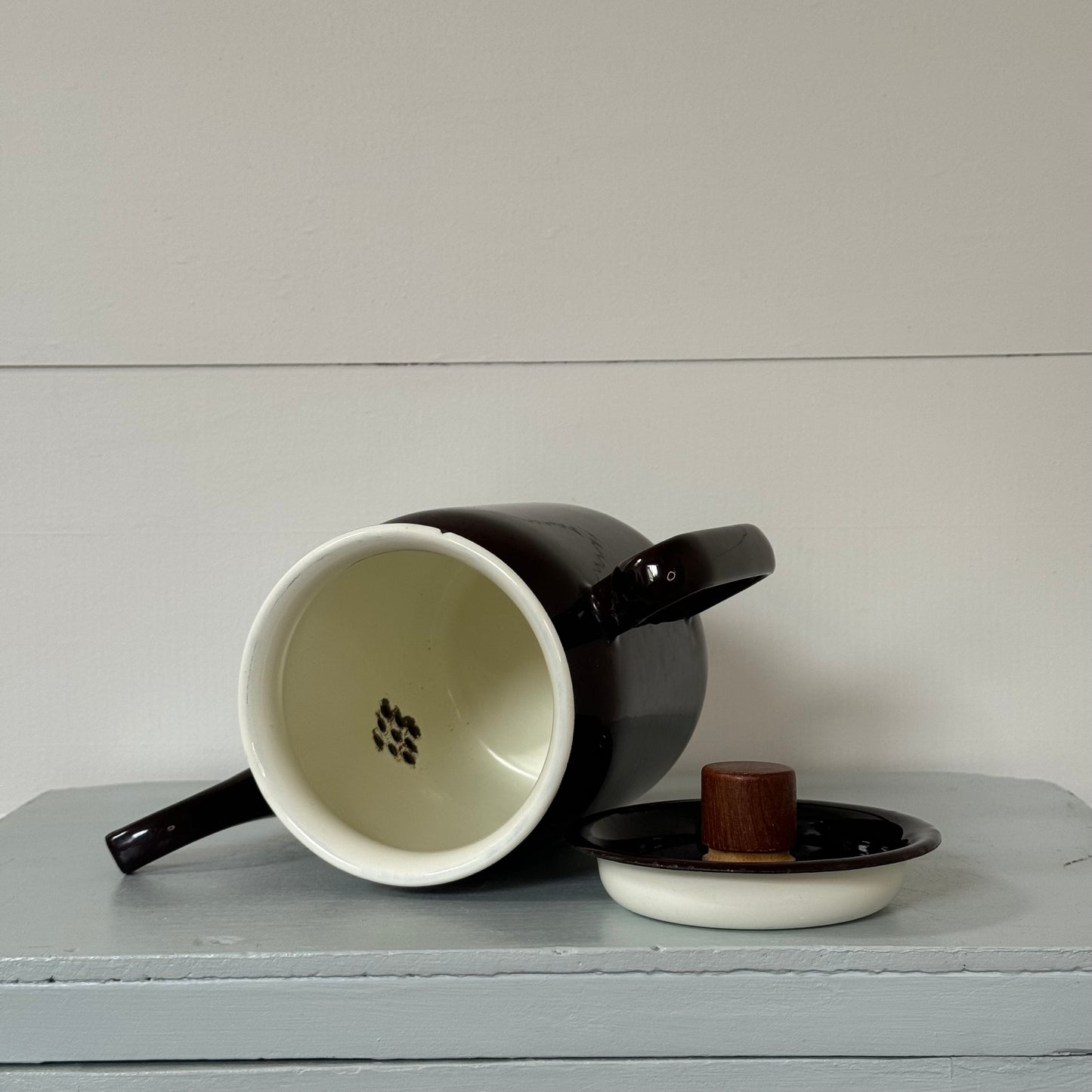 Retro Brown Enamel Tea Pot