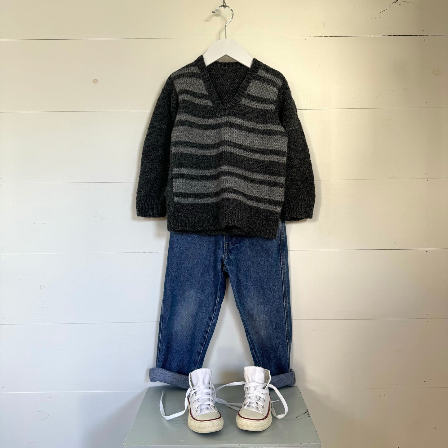 Grey V Neck Knit (3y)
