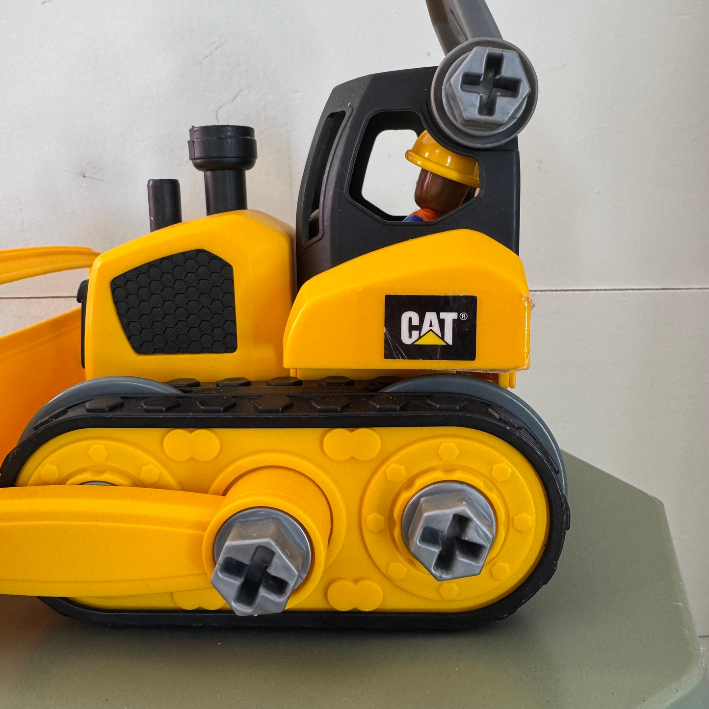 CAT Build Your Own Vehicle Junior Crew
