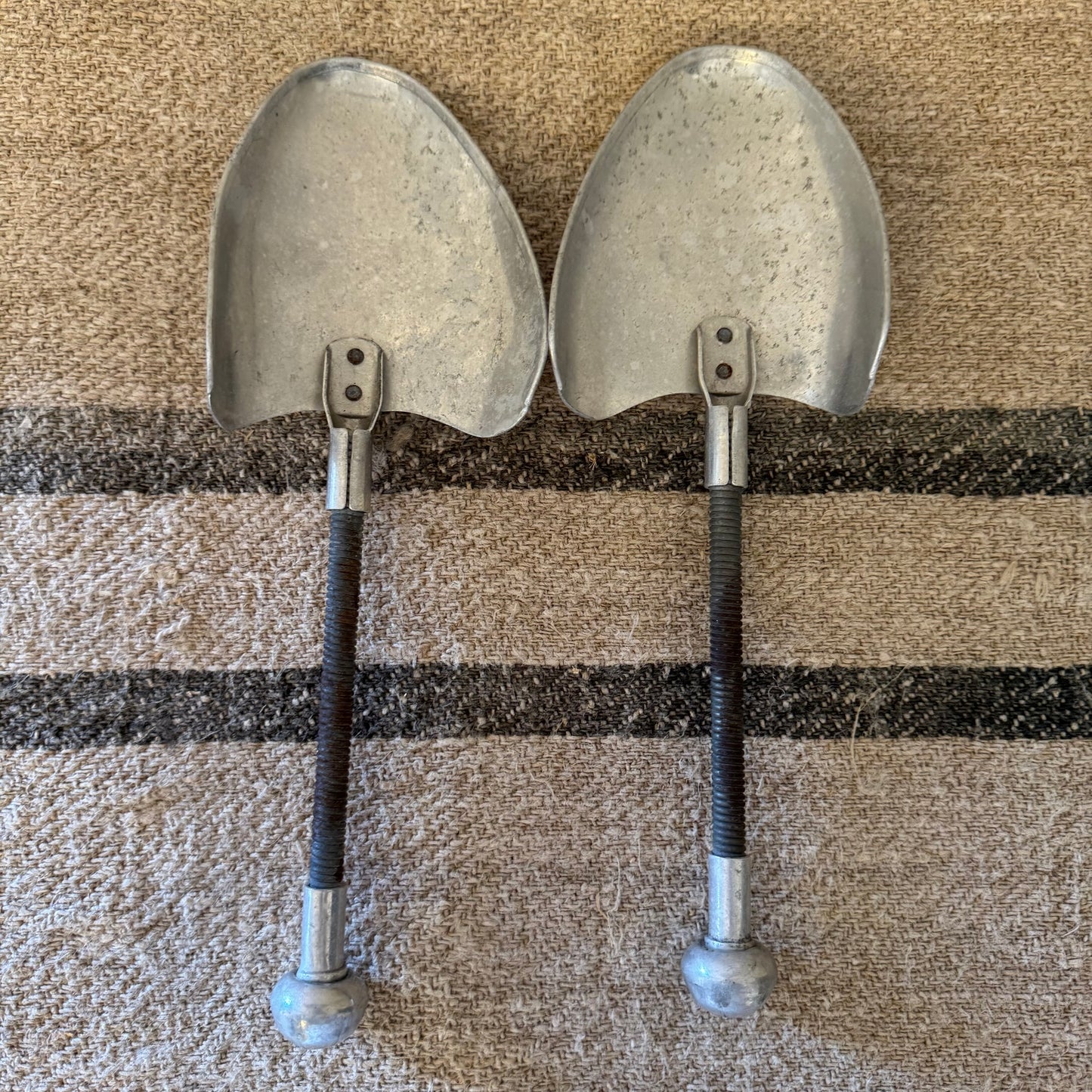 Vintage Metal Shoe Tree - 6x7 size