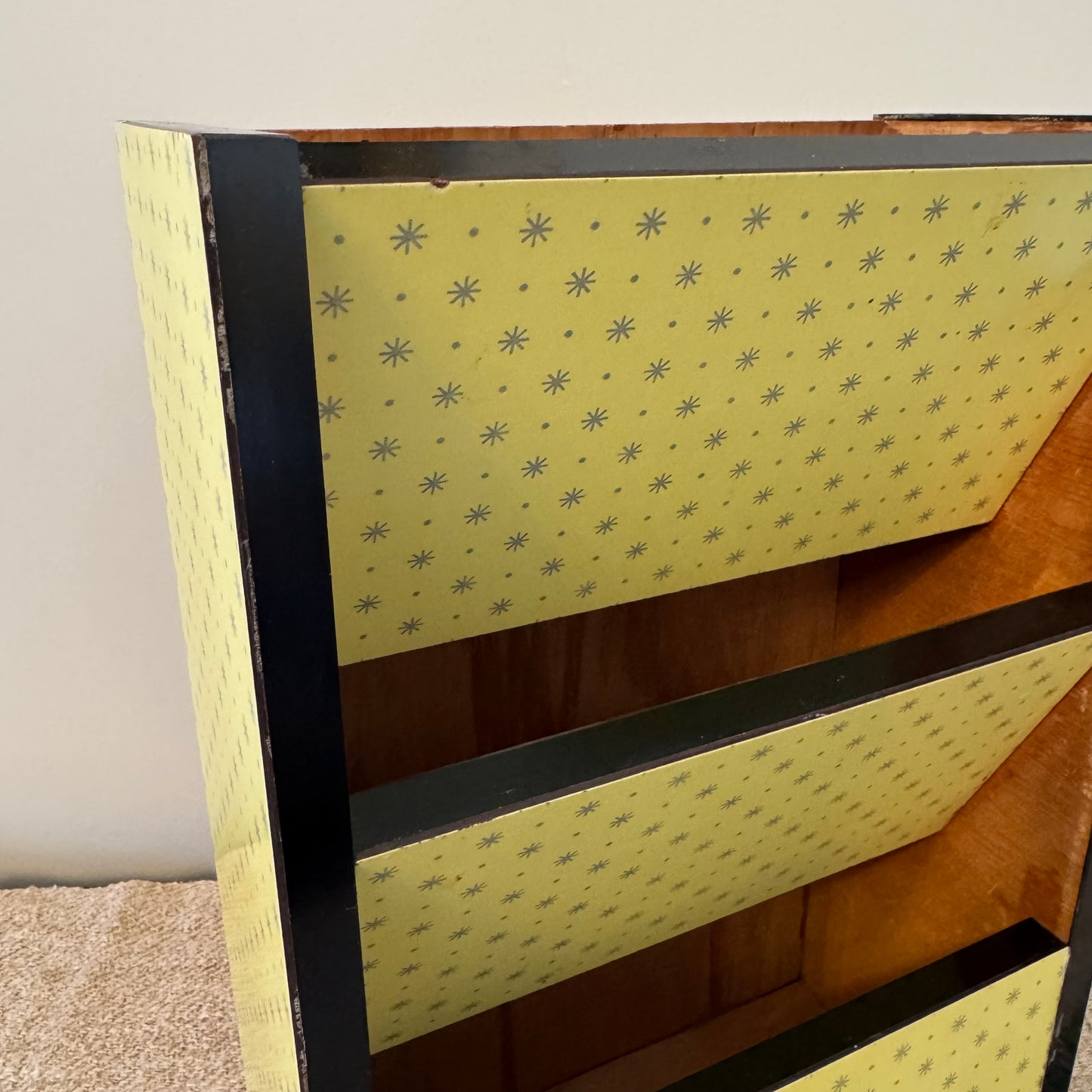 Starburst Mail Organiser