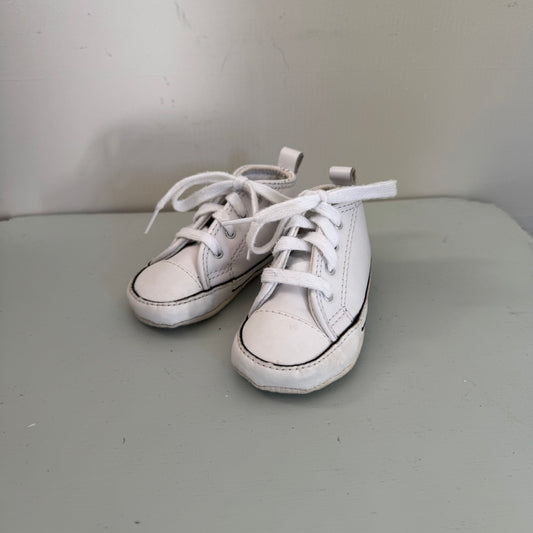 Converse Shoes US3