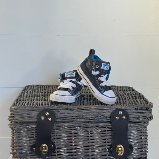 Converse Axel Mid Sneakers (US5)