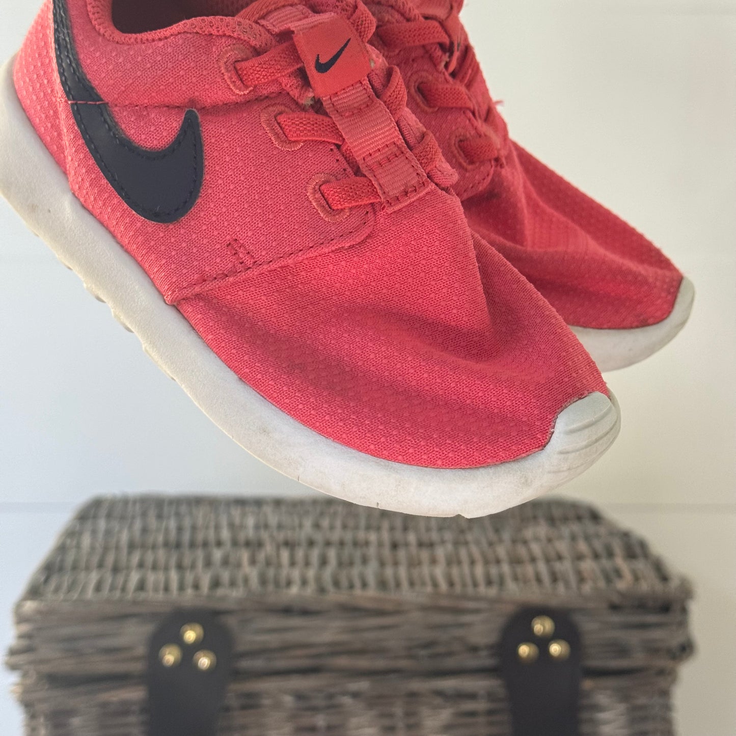 Nike Sneakers (US10)